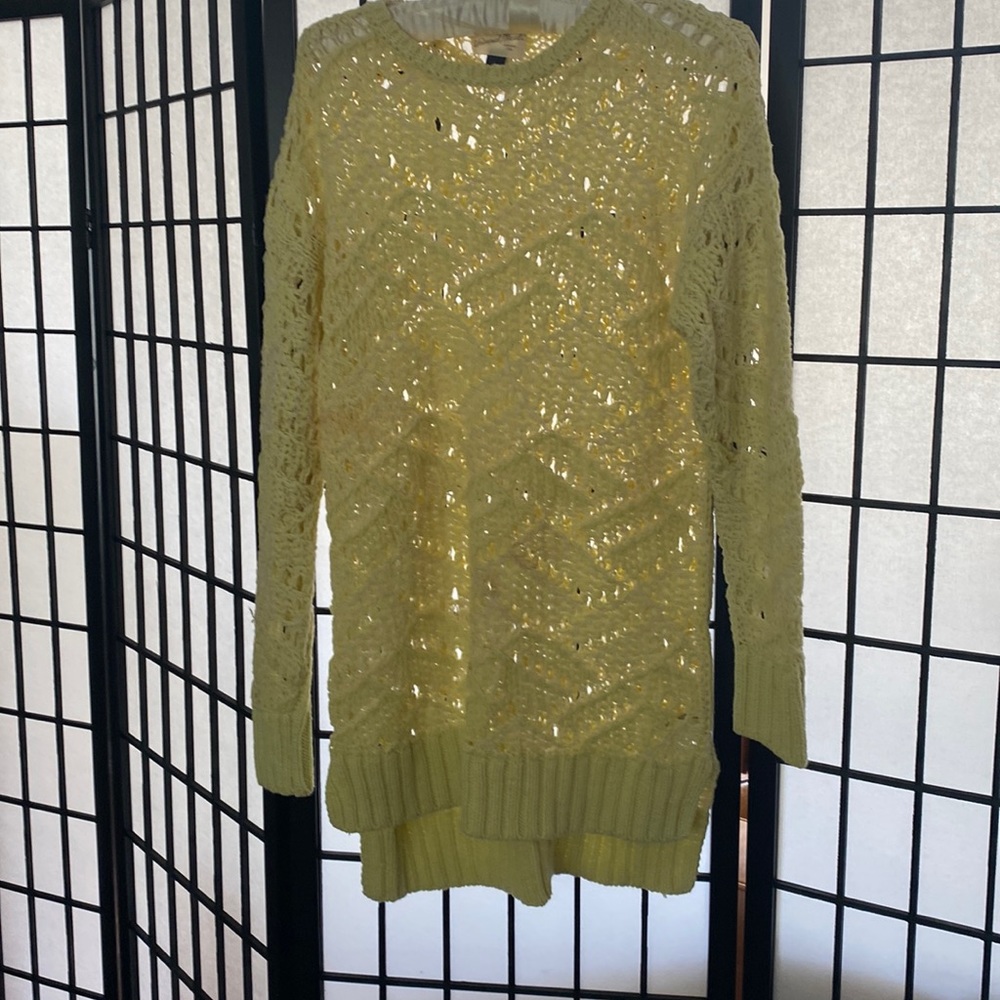 pale yellow tunic sweater